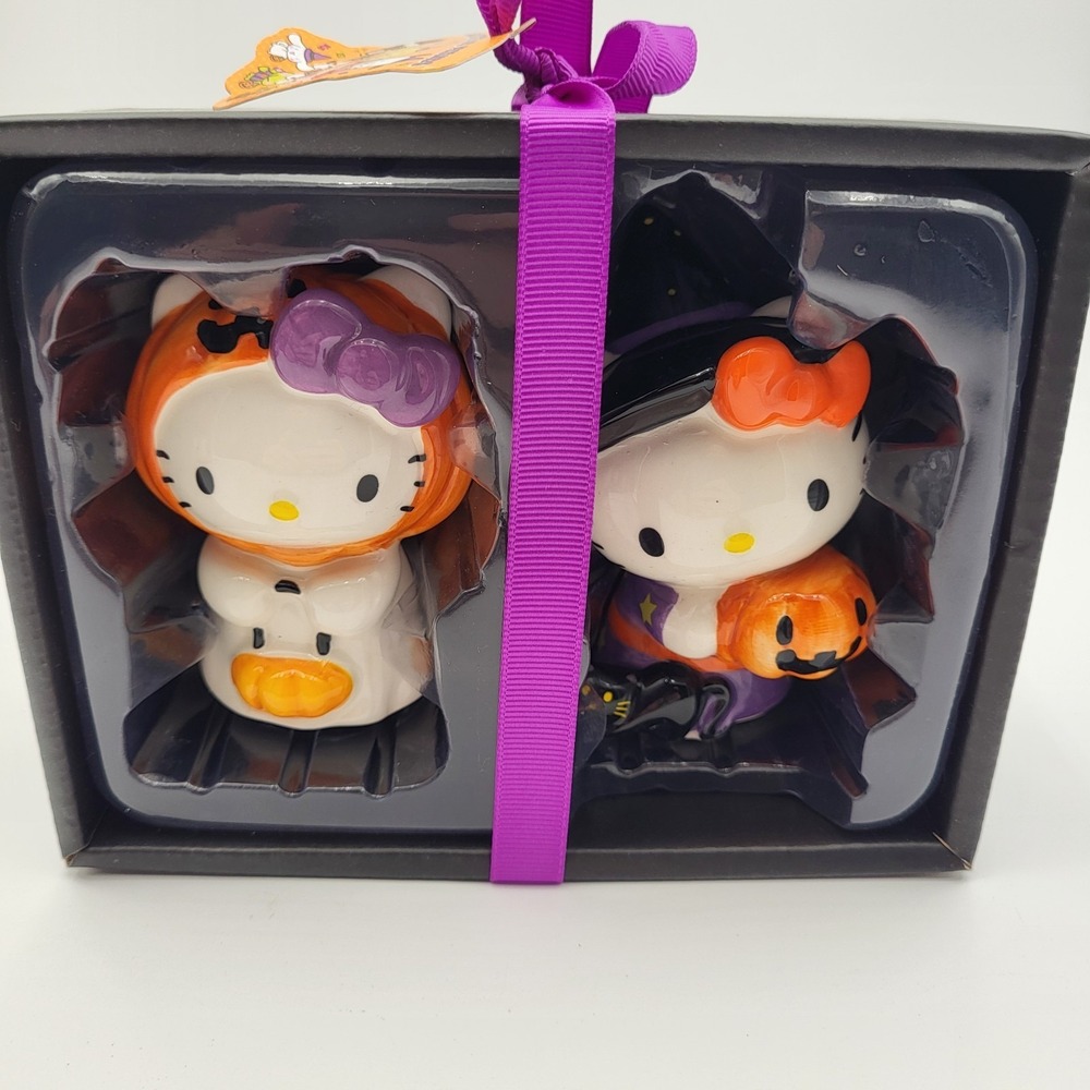 Hello‎ Kitty Halloween Salt & Pepper Shakers Hand Crafted Painted Pumpkin Witch